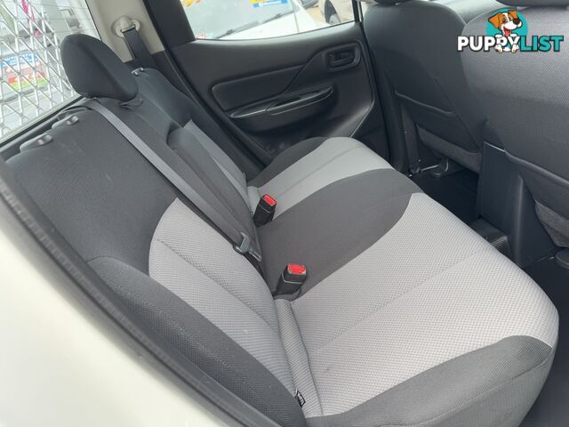 2022 MITSUBISHI TRITON GLX DOUBLE CAB MR CAB CHASSIS