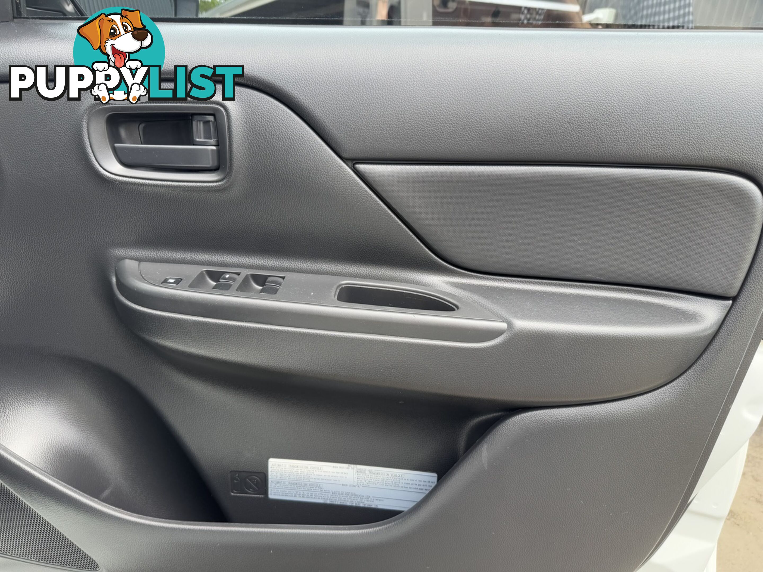 2022 MITSUBISHI TRITON GLX DOUBLE CAB MR CAB CHASSIS