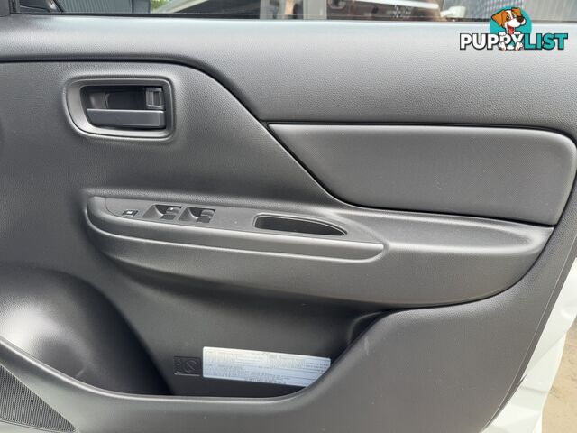 2022 MITSUBISHI TRITON GLX DOUBLE CAB MR CAB CHASSIS
