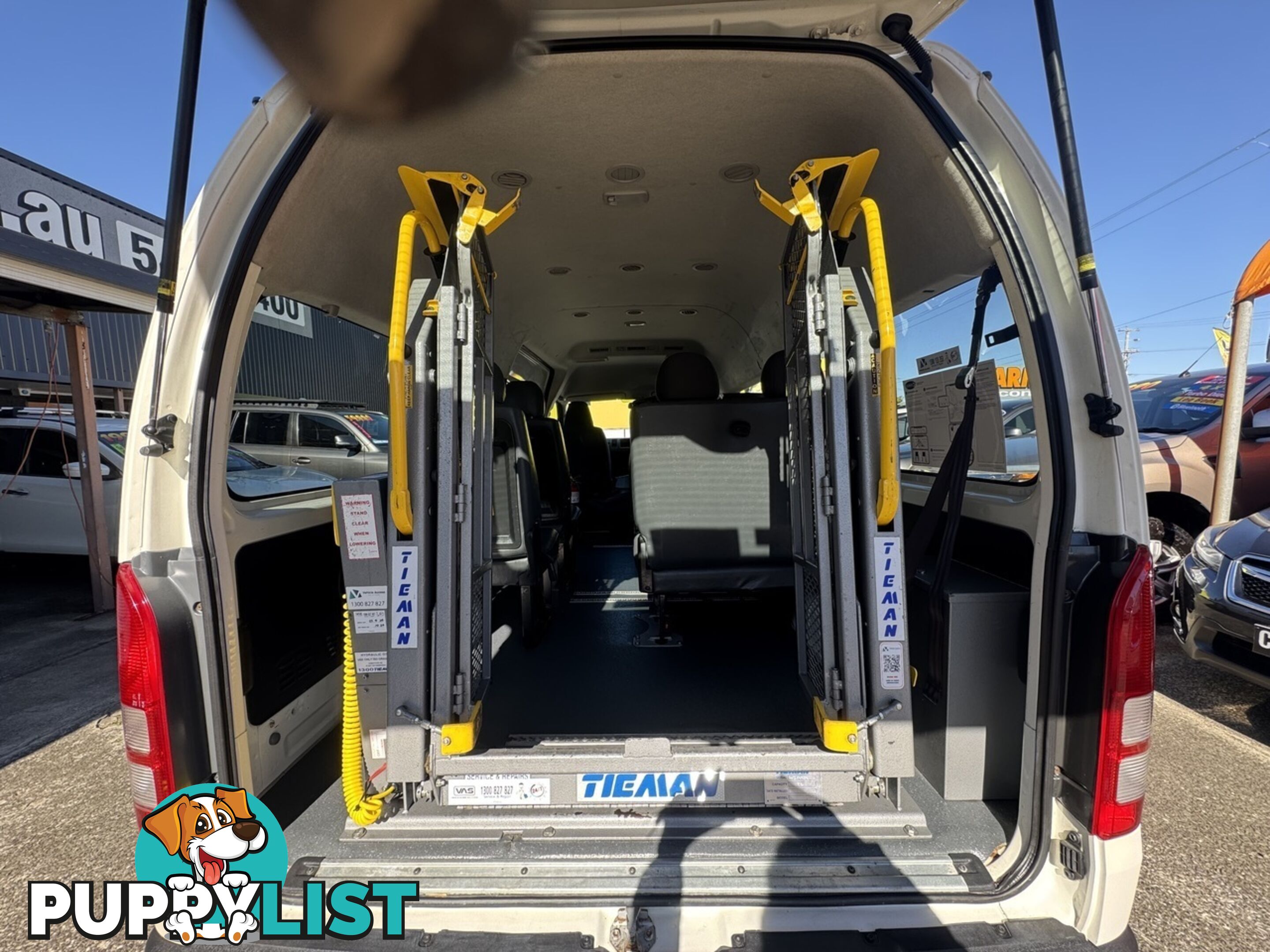 2011 TOYOTA HIACE COMMUTER HIGH ROOF SUPER LWB TRH223R BUS