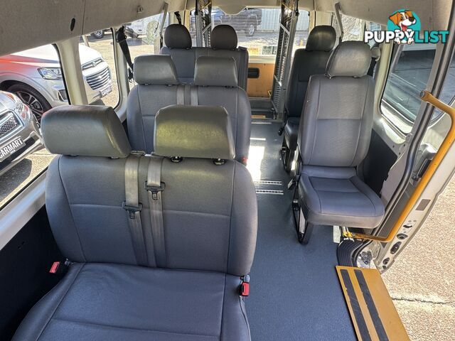 2011 TOYOTA HIACE COMMUTER HIGH ROOF SUPER LWB TRH223R BUS