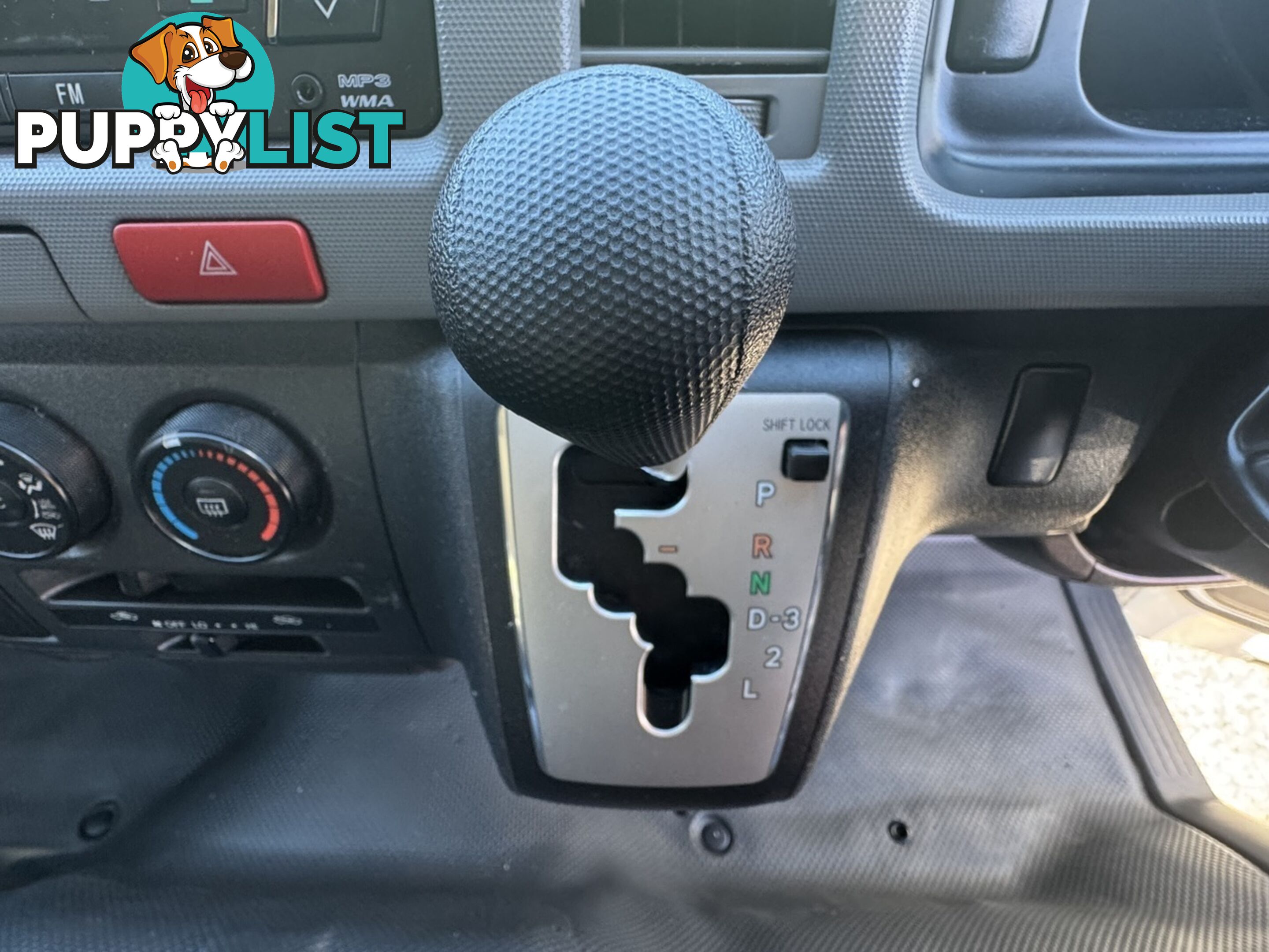 2011 TOYOTA HIACE COMMUTER HIGH ROOF SUPER LWB TRH223R BUS