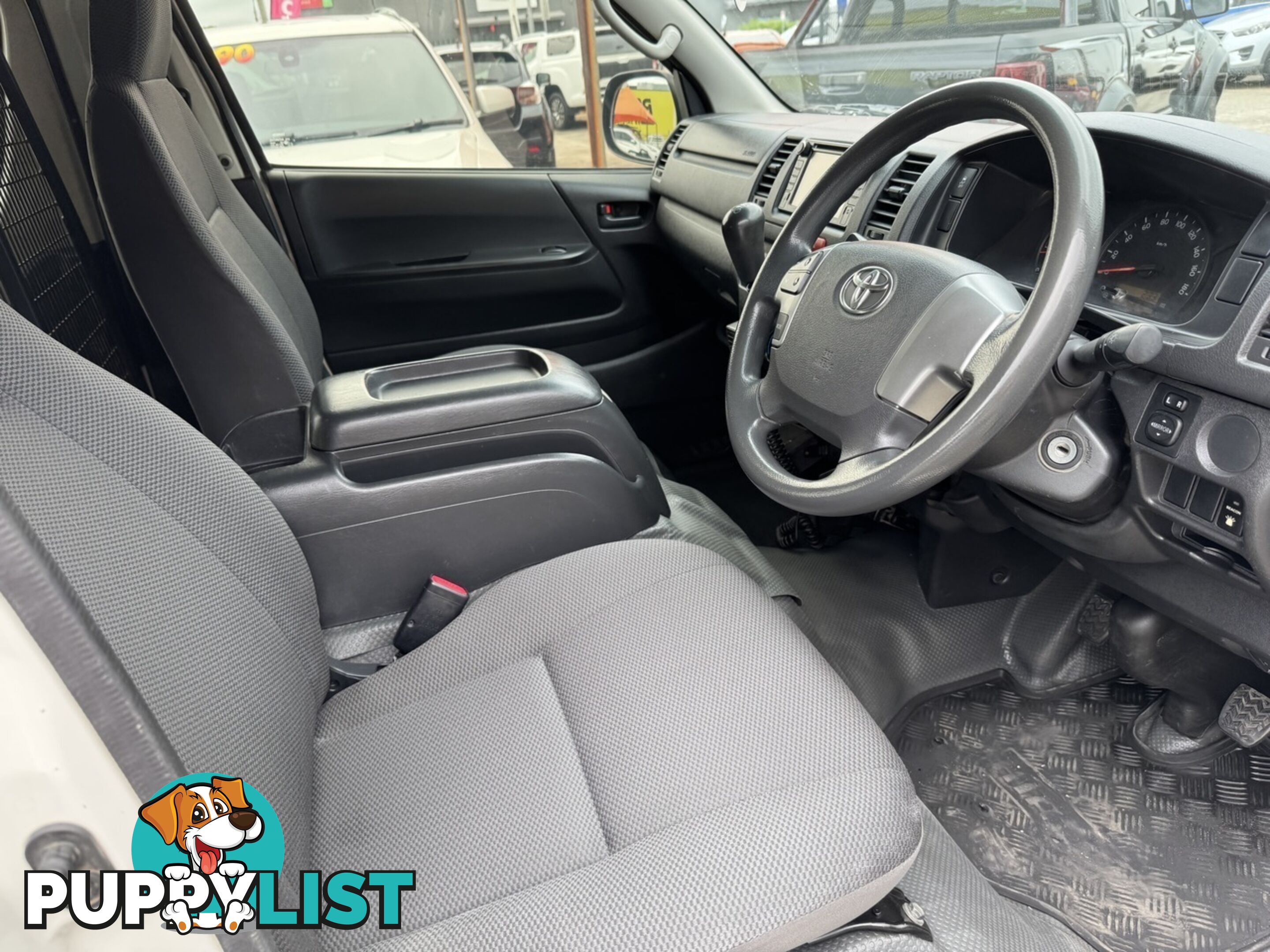 2017 TOYOTA HIACE LWB KDH201R VAN