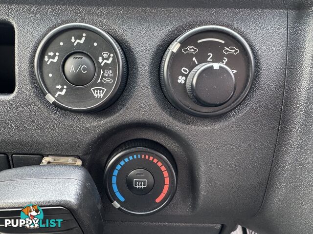 2017 TOYOTA HIACE LWB KDH201R VAN