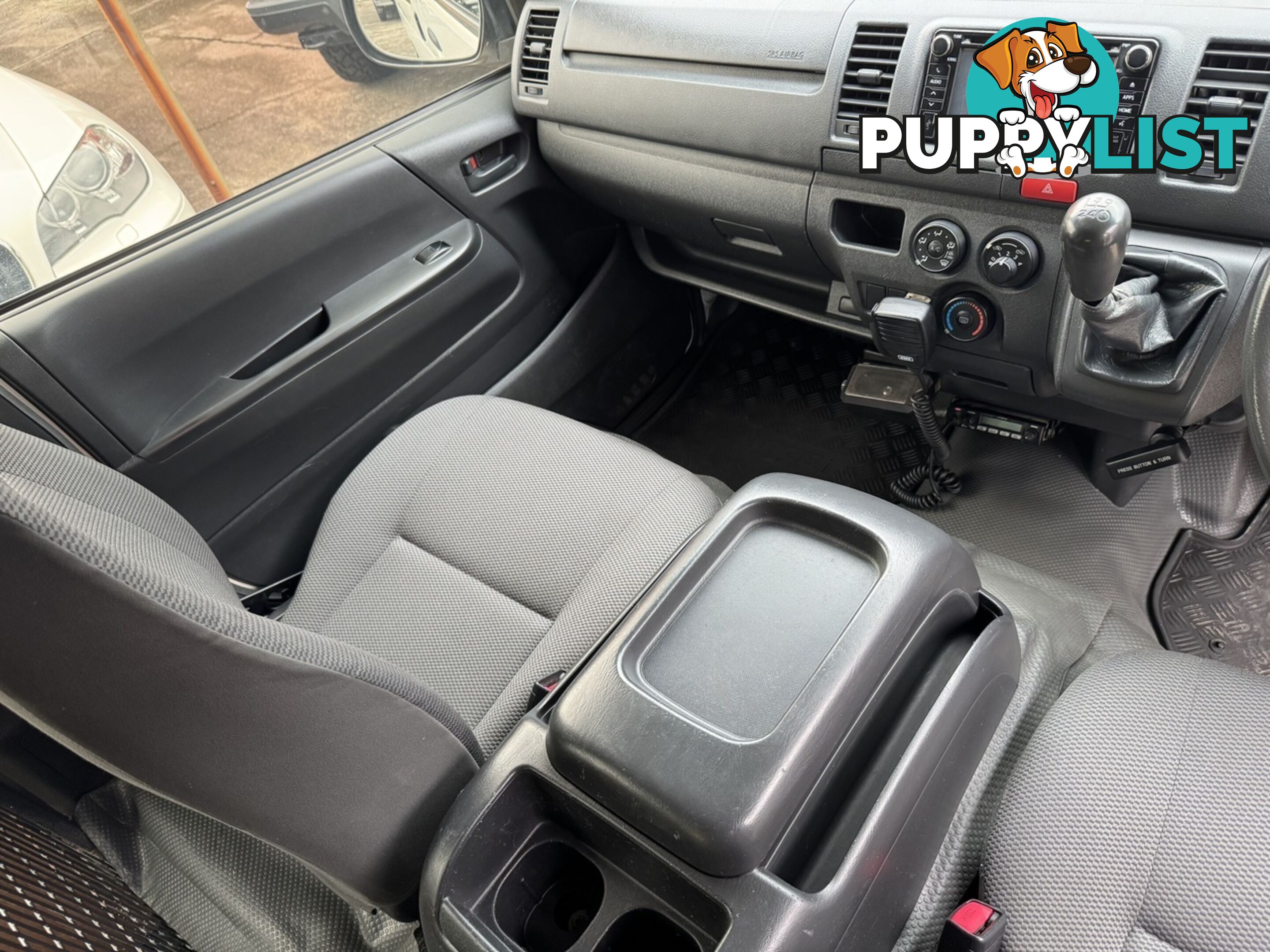 2017 TOYOTA HIACE LWB KDH201R VAN