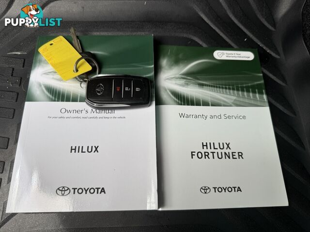 2022 TOYOTA HILUX SR5 DOUBLE CAB GUN126R CAB CHASSIS