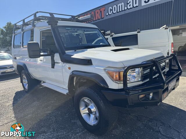 2010 TOYOTA LANDCRUISER GXL TROOPCARRIER VDJ78R WAGON