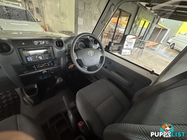 2010 TOYOTA LANDCRUISER GXL TROOPCARRIER VDJ78R WAGON