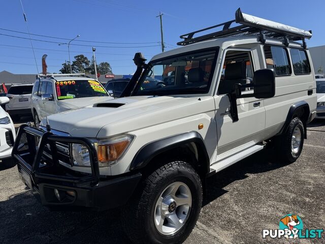 2010 TOYOTA LANDCRUISER GXL TROOPCARRIER VDJ78R WAGON