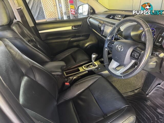 2017 TOYOTA HILUX SR5 DOUBLE CAB GUN126R UTILITY