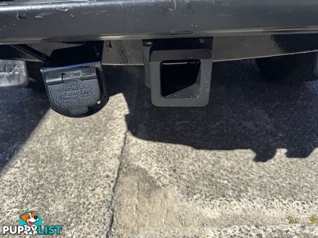 2017 TOYOTA HILUX SR5 DOUBLE CAB GUN126R UTILITY