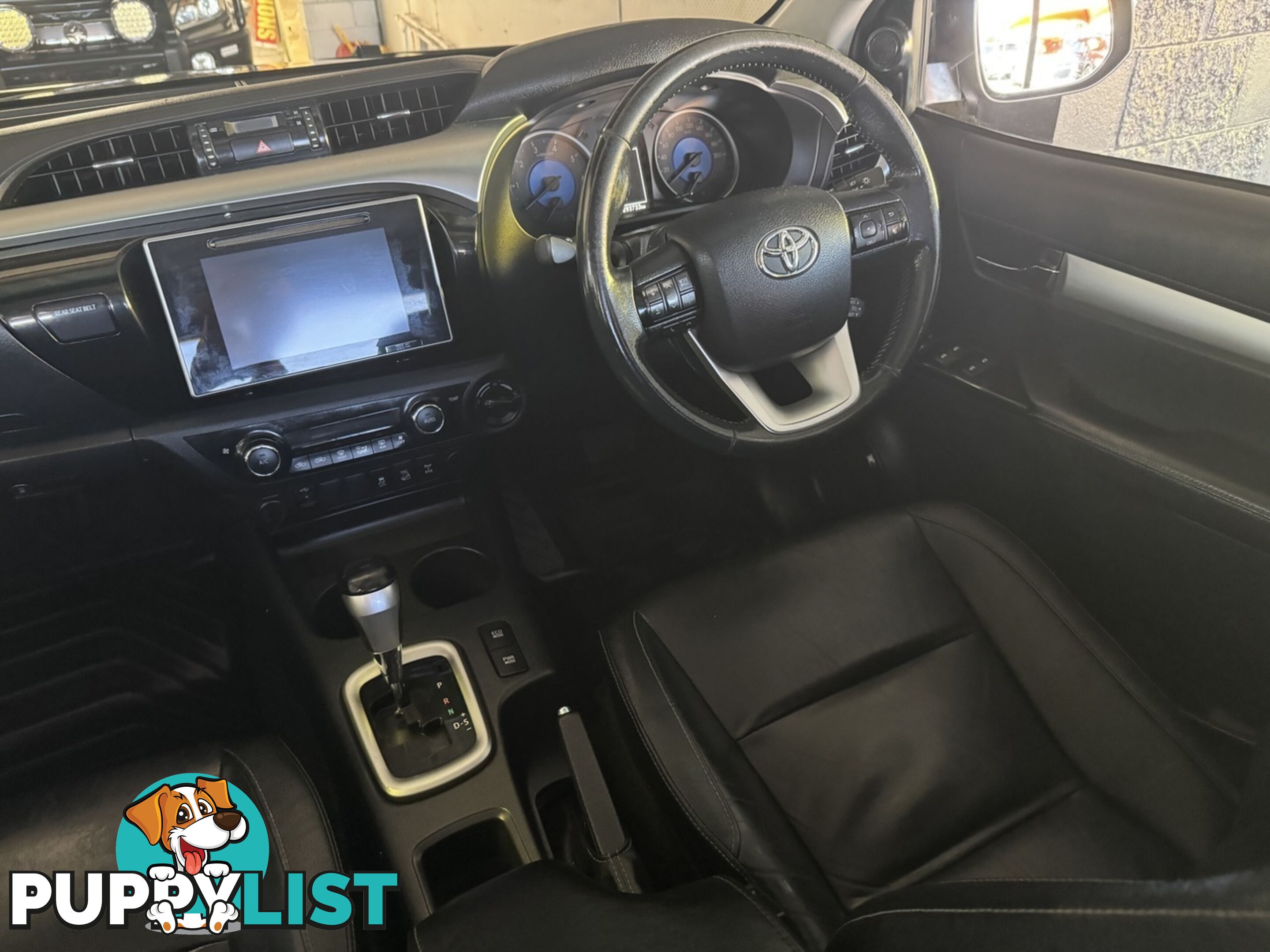 2017 TOYOTA HILUX SR5 DOUBLE CAB GUN126R UTILITY