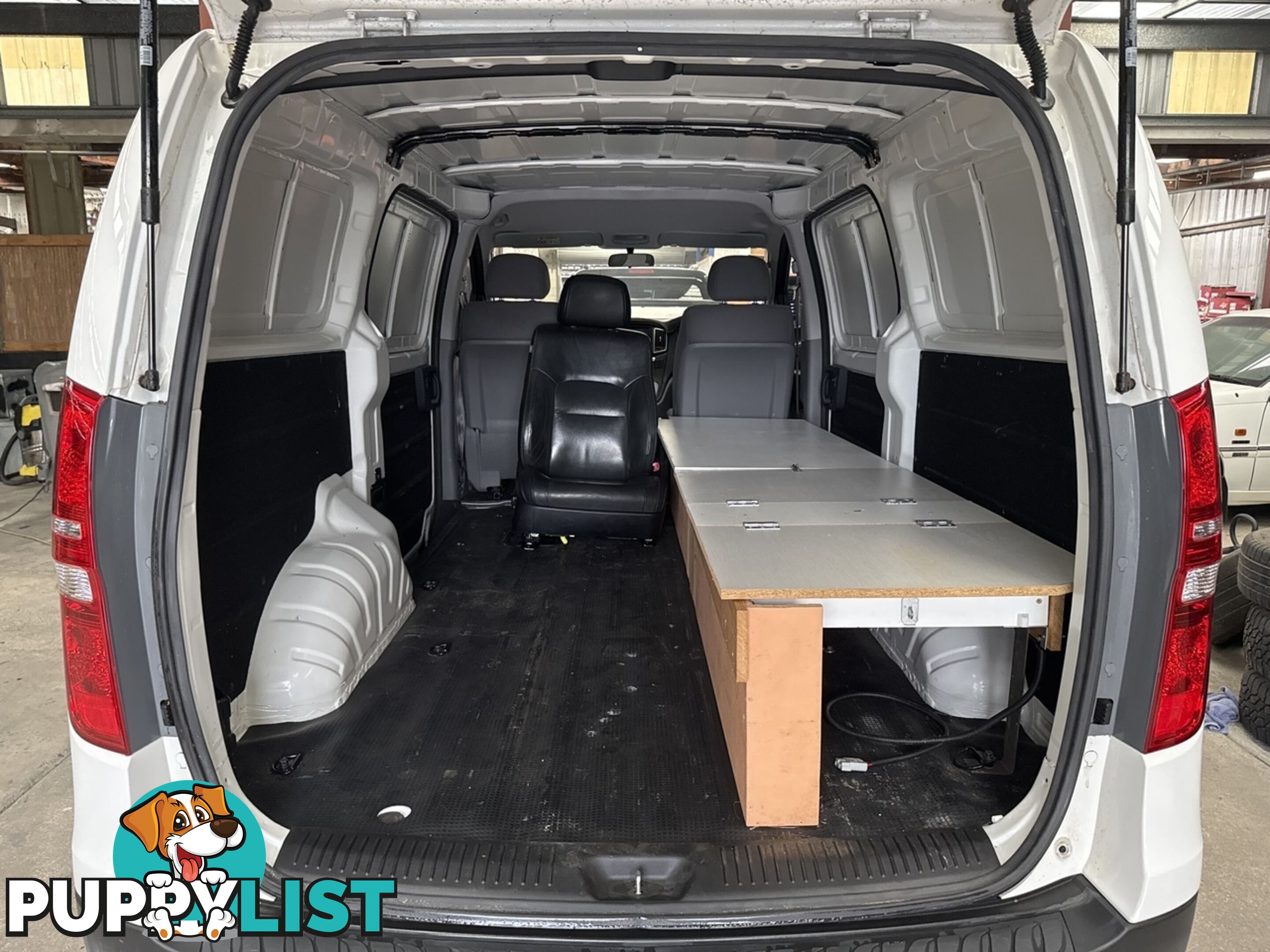 2019 HYUNDAI ILOAD  TQ4 VAN