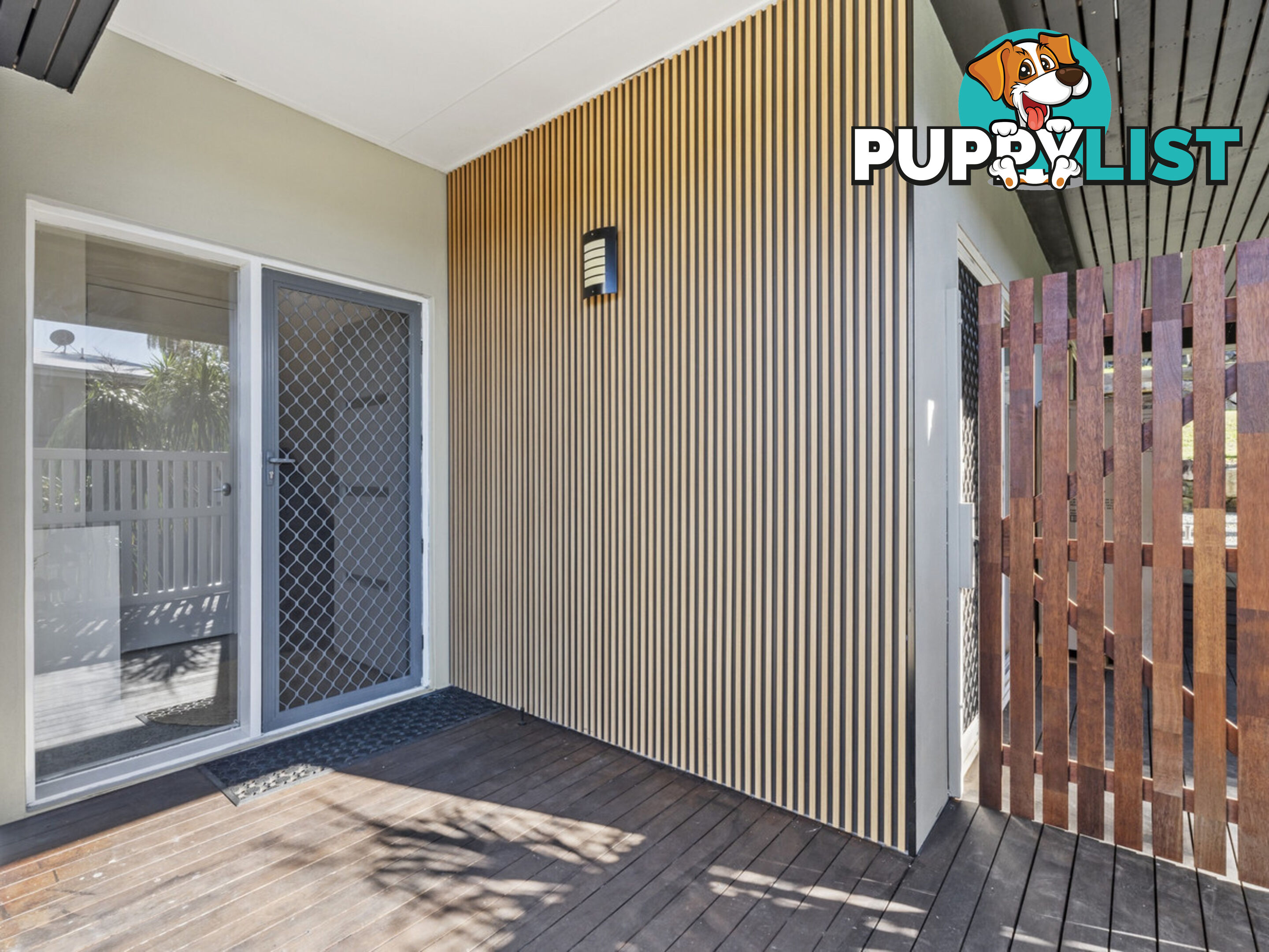1 Hemes Close PACIFIC PINES QLD 4211