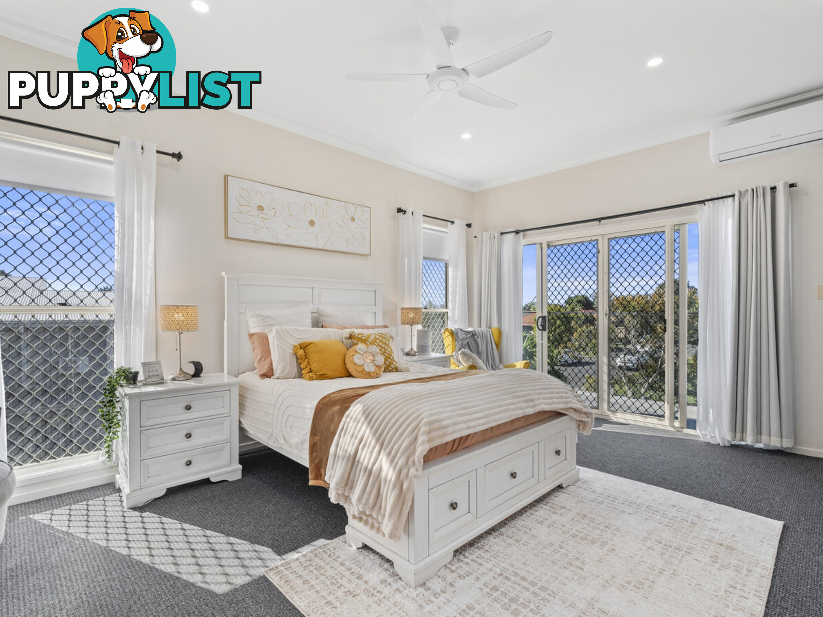 1 Hemes Close PACIFIC PINES QLD 4211