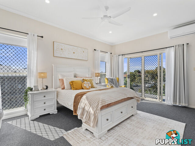 1 Hemes Close PACIFIC PINES QLD 4211