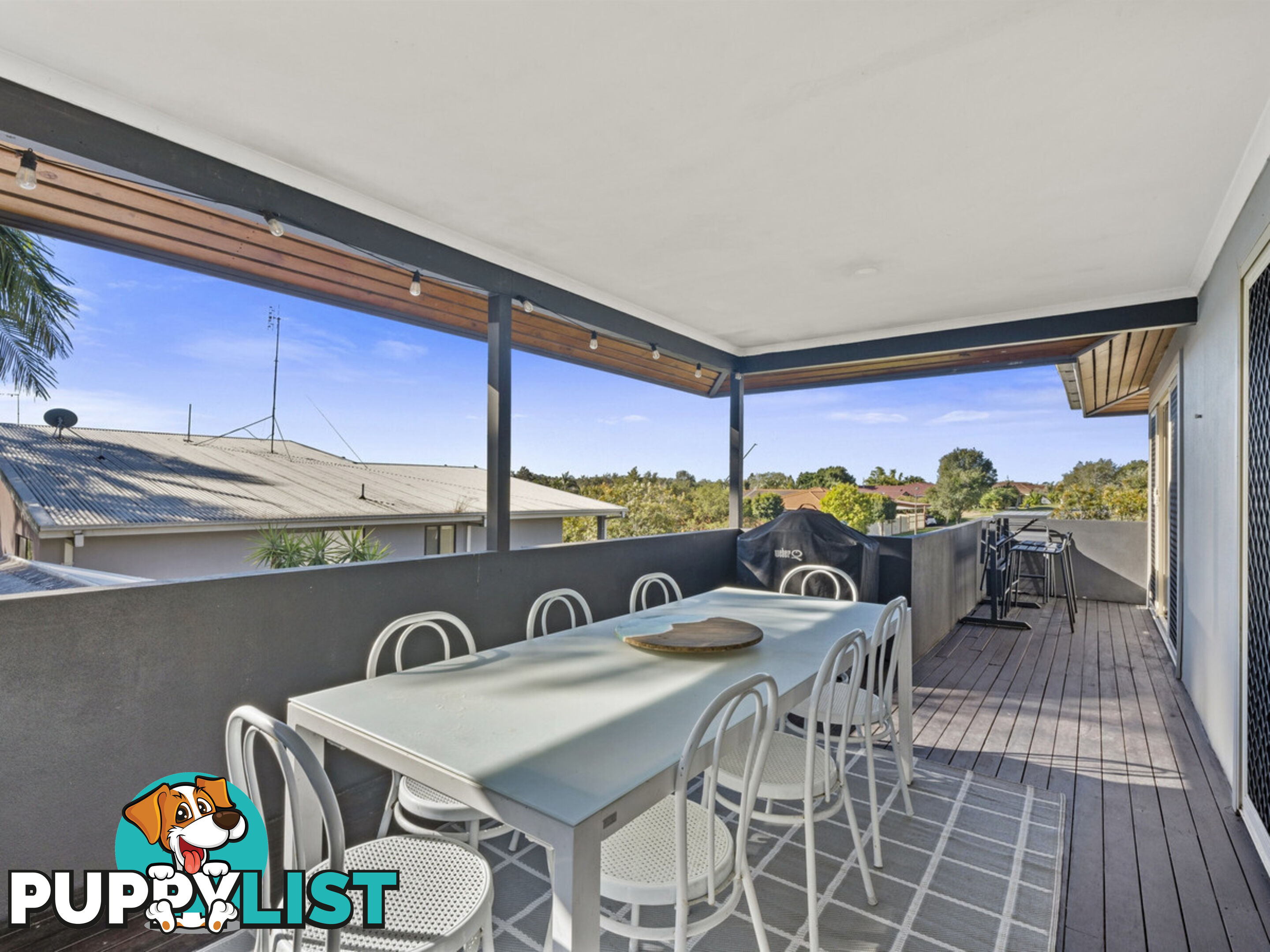 1 Hemes Close PACIFIC PINES QLD 4211