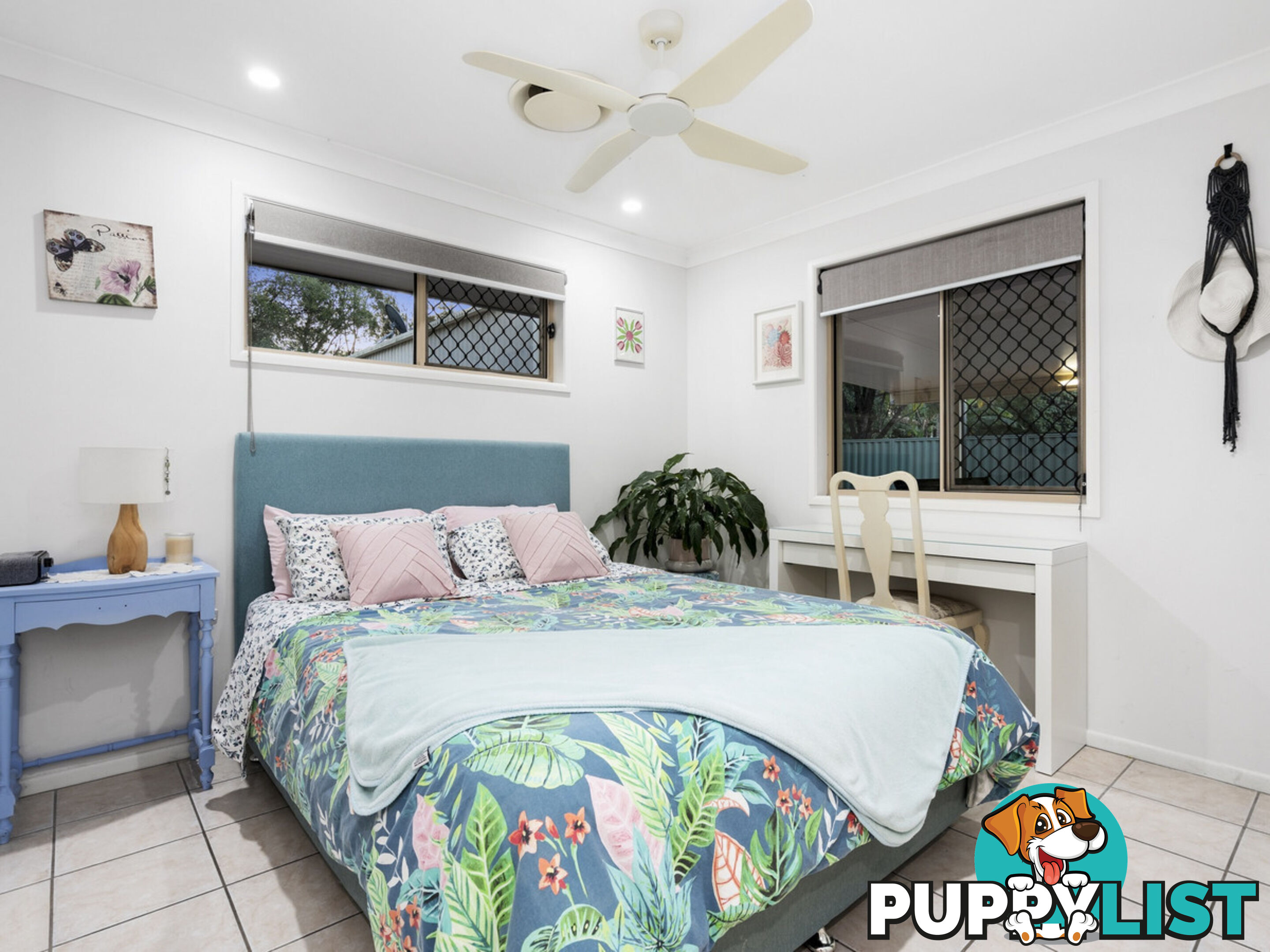 9 Gippsland Drive HELENSVALE QLD 4212