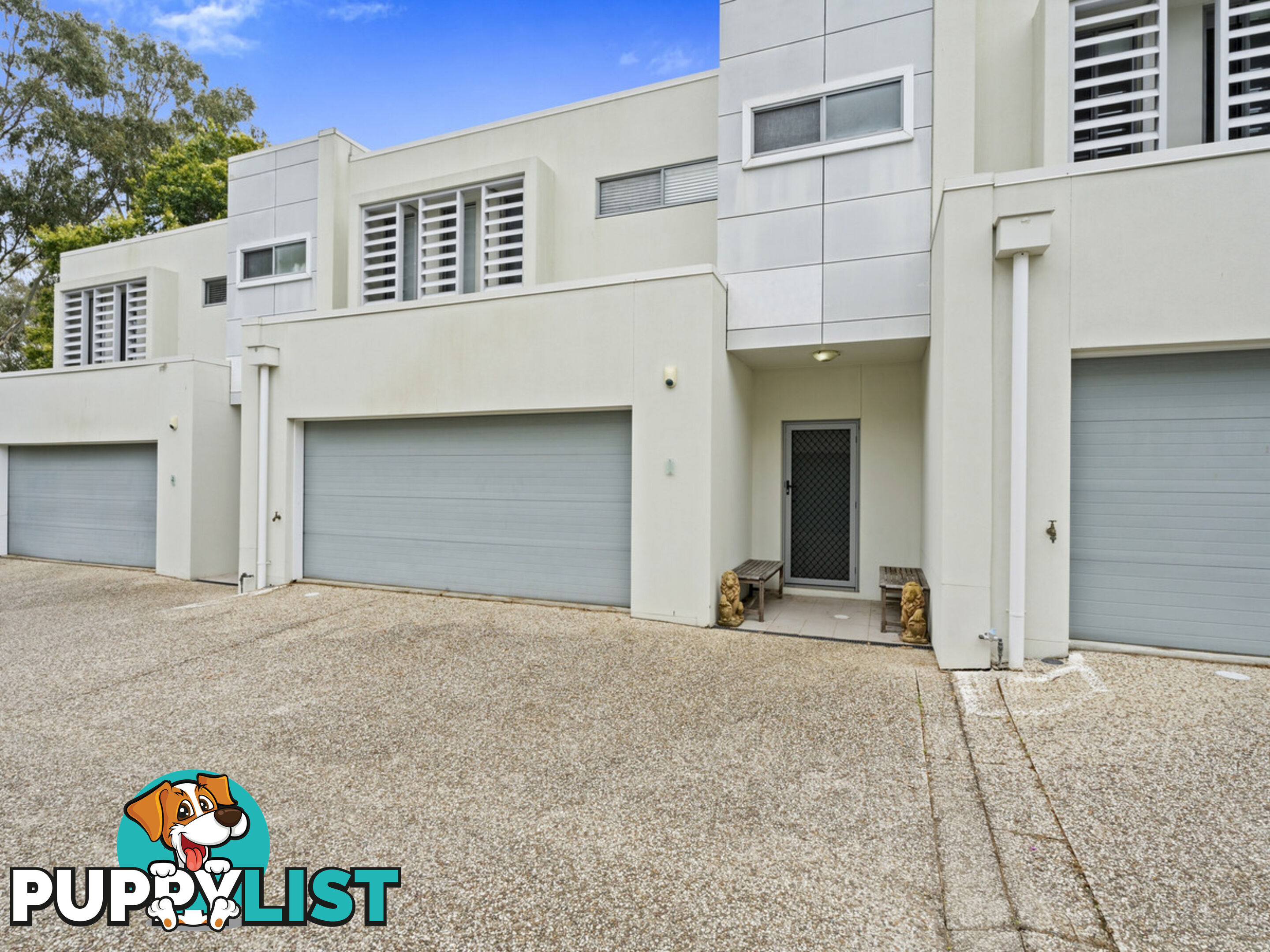 3/10 Careel Close HELENSVALE QLD 4212