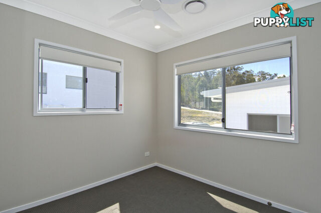 5 Stonewood Circuit OXENFORD QLD 4210