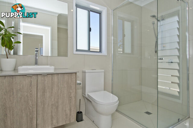 5 Stonewood Circuit OXENFORD QLD 4210