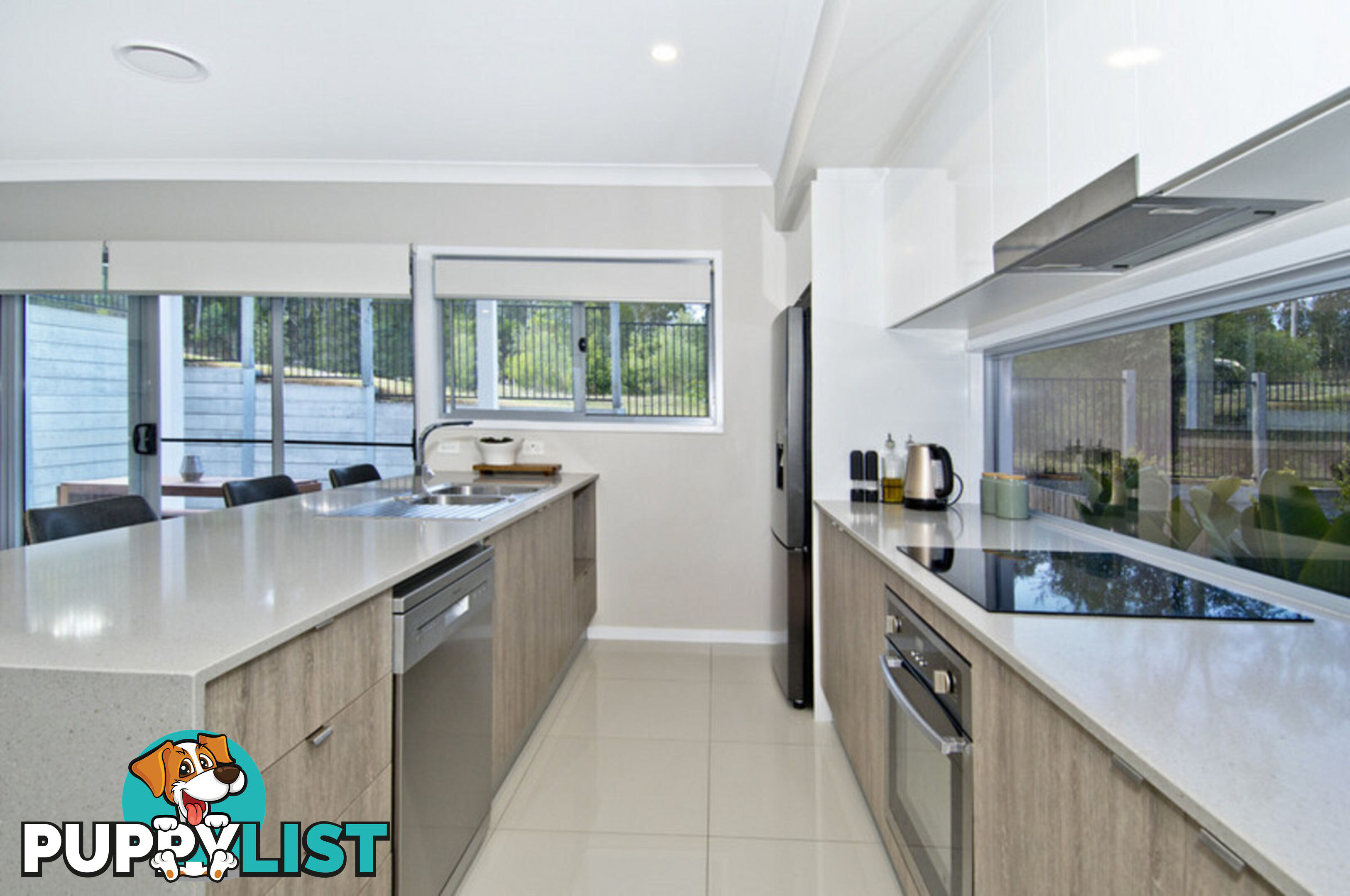 5 Stonewood Circuit OXENFORD QLD 4210