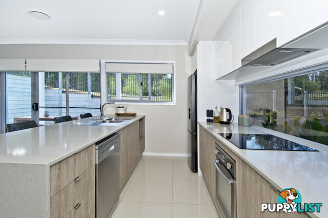 5 Stonewood Circuit OXENFORD QLD 4210