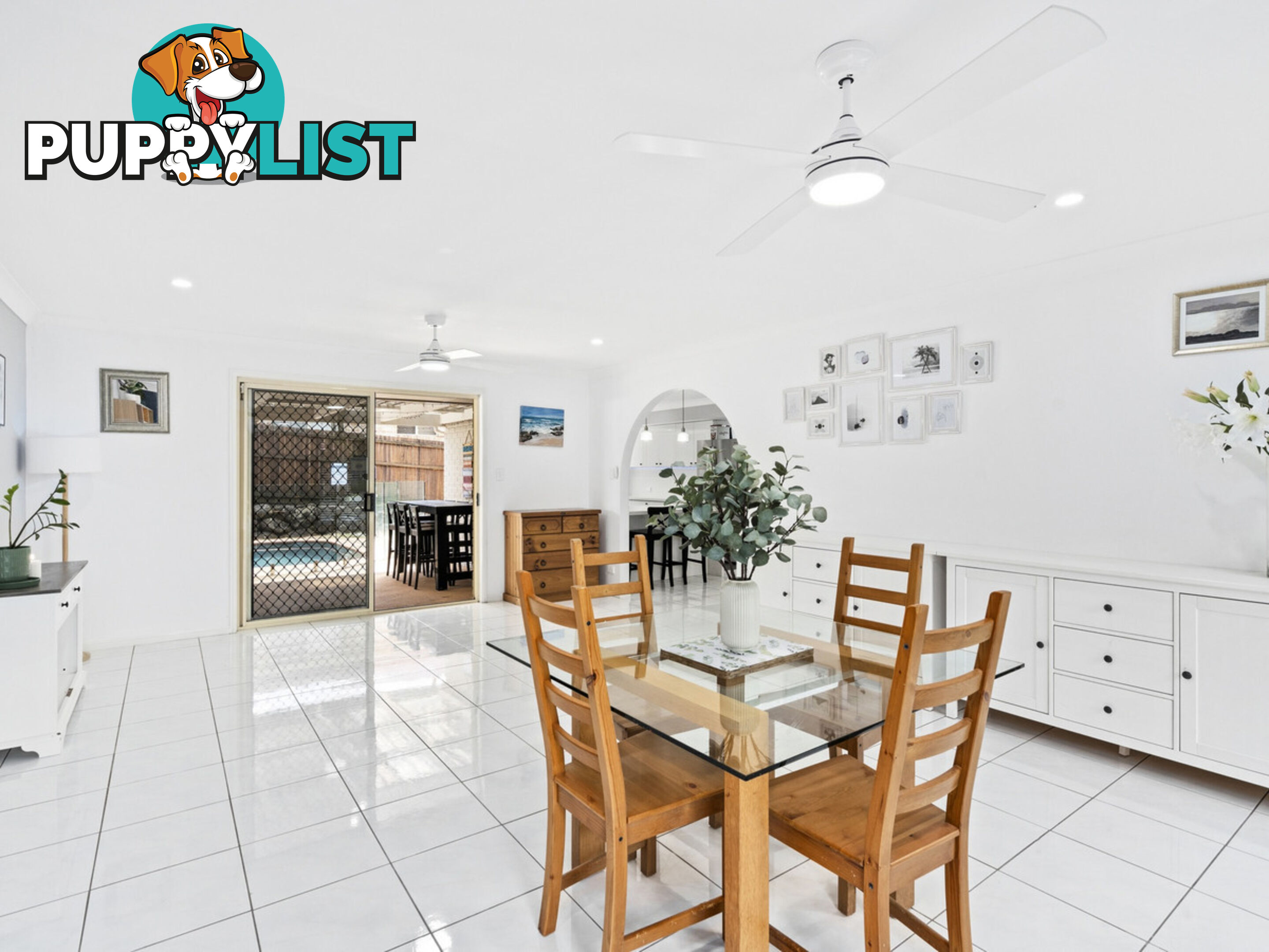 39 Gippsland Drive HELENSVALE QLD 4212