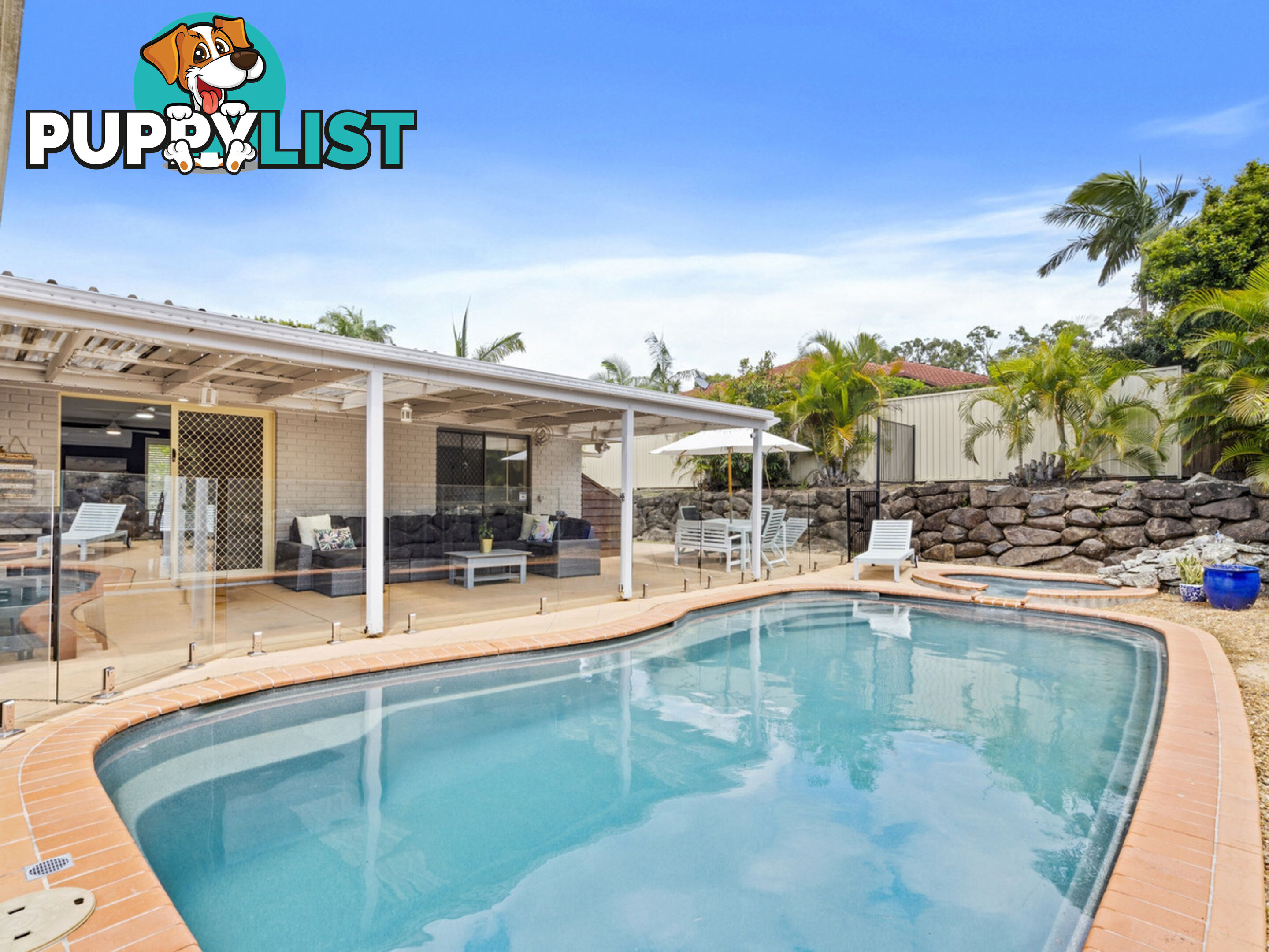 39 Gippsland Drive HELENSVALE QLD 4212