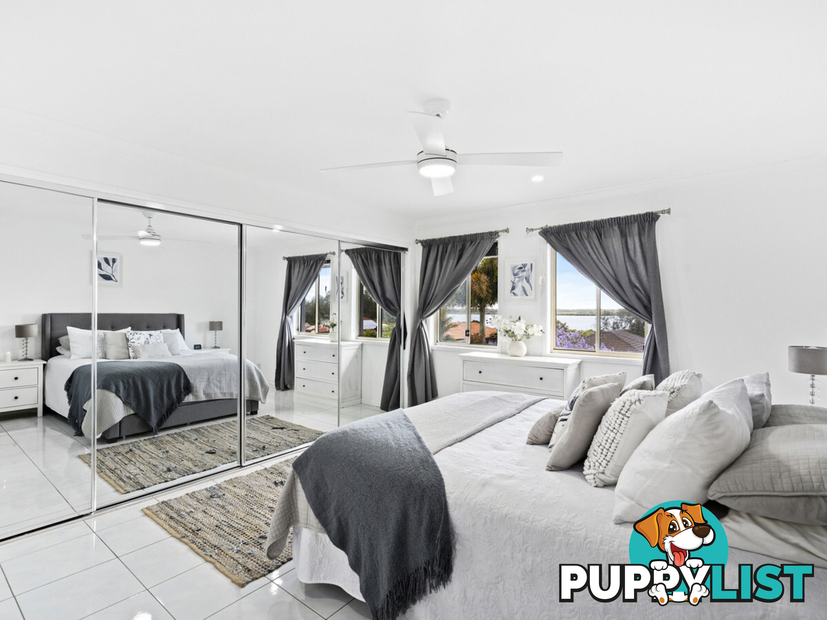 39 Gippsland Drive HELENSVALE QLD 4212