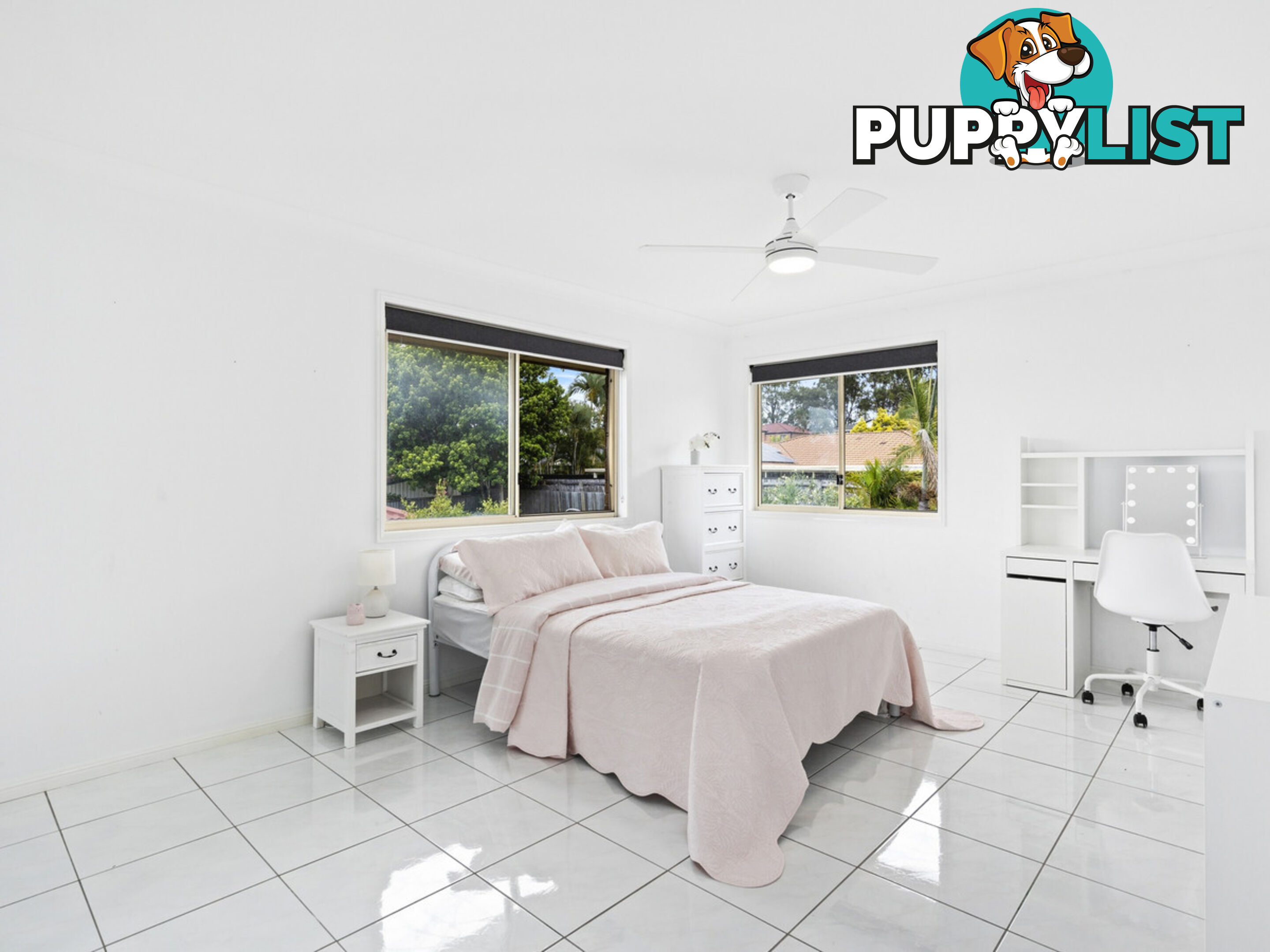 39 Gippsland Drive HELENSVALE QLD 4212