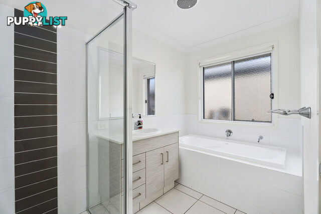 59 Macintyre Parade PACIFIC PINES QLD 4211