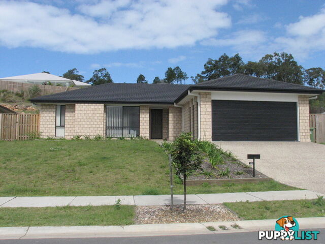 70 Hawkesbury Avenue PACIFIC PINES QLD 4211