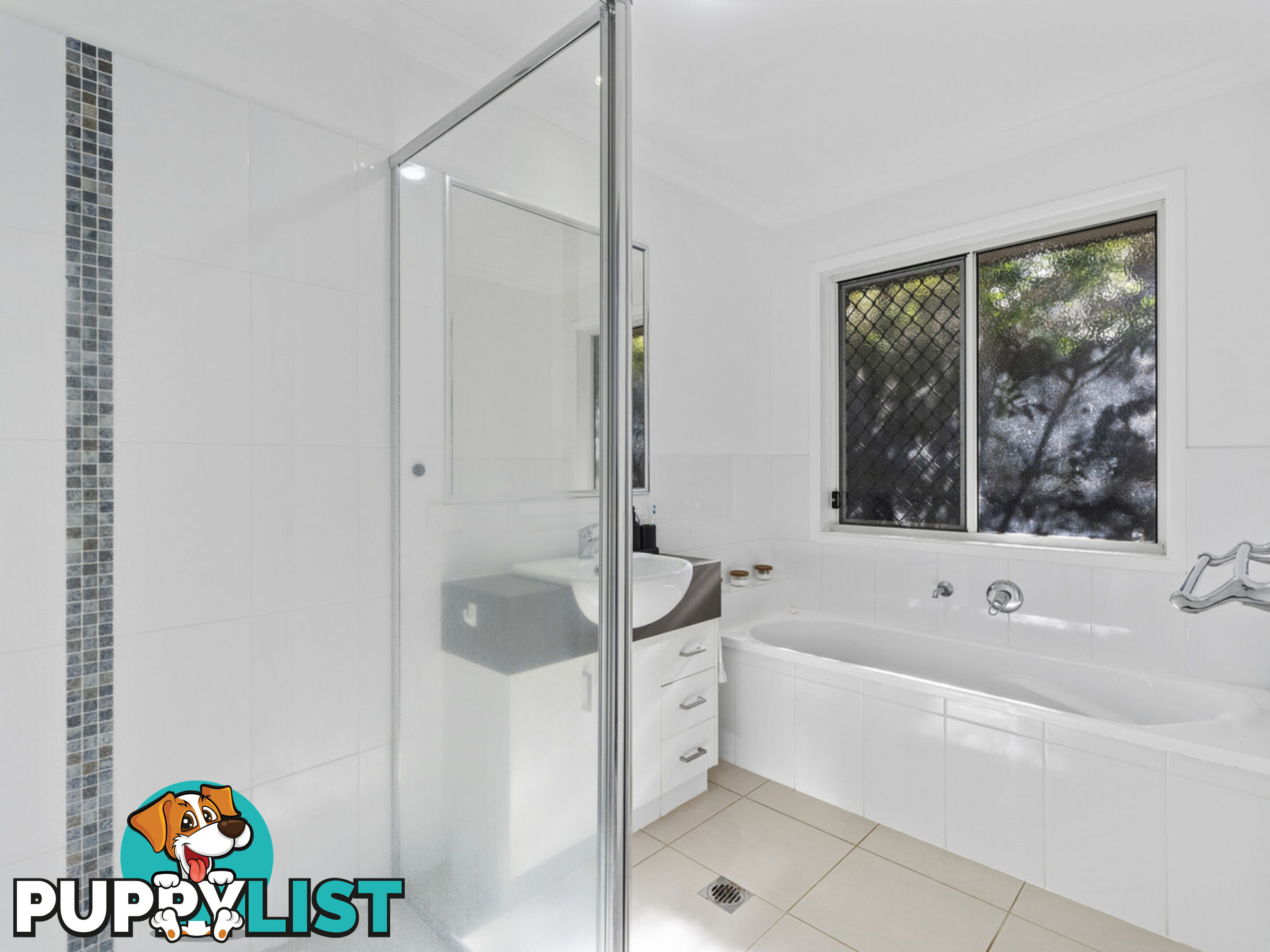 1/16 Cardwell Street UPPER COOMERA QLD 4209