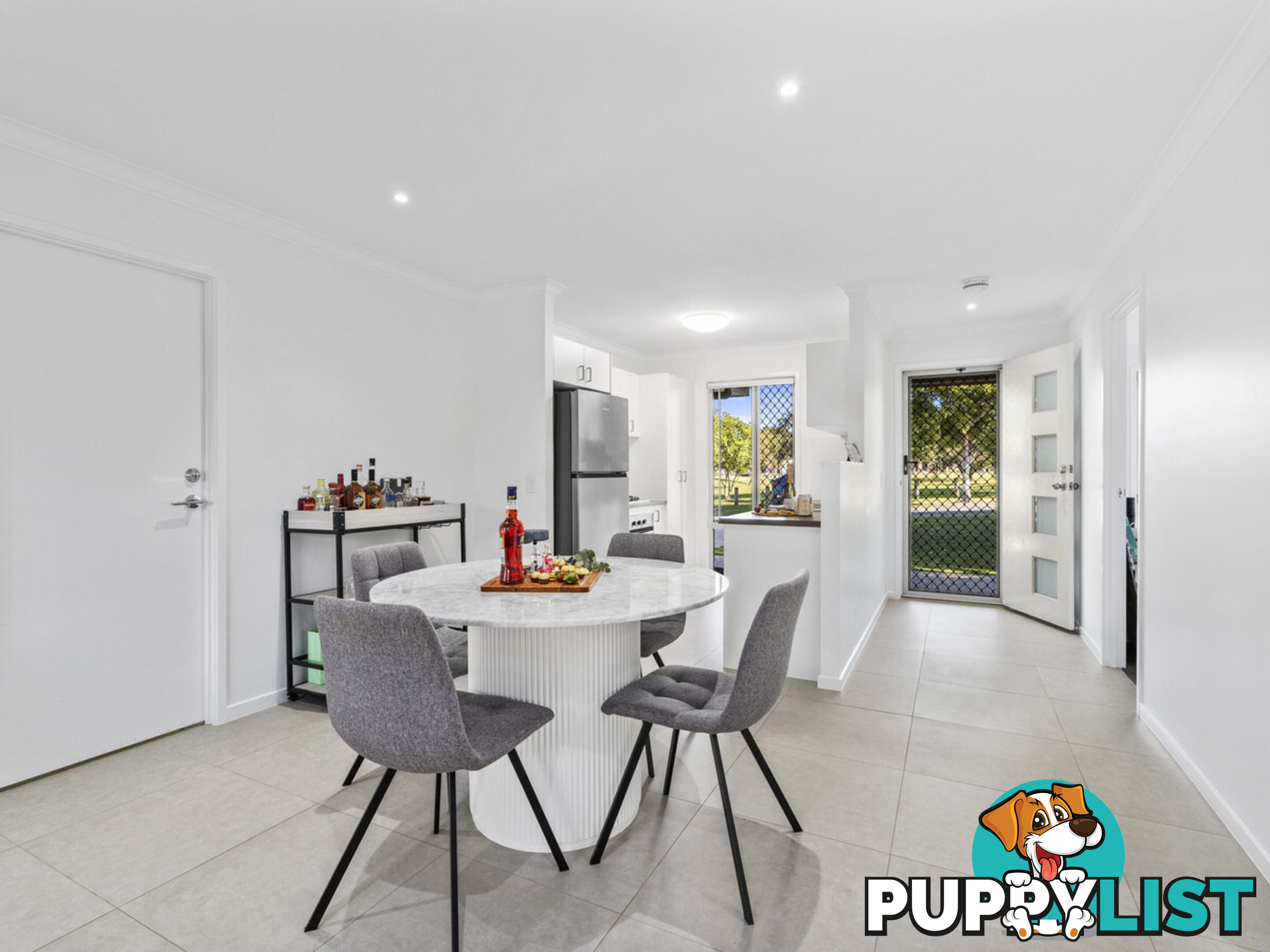 1/16 Cardwell Street UPPER COOMERA QLD 4209