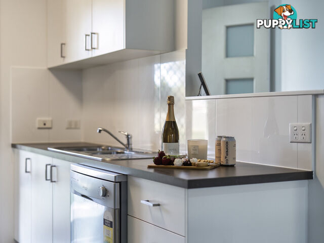 1/16 Cardwell Street UPPER COOMERA QLD 4209