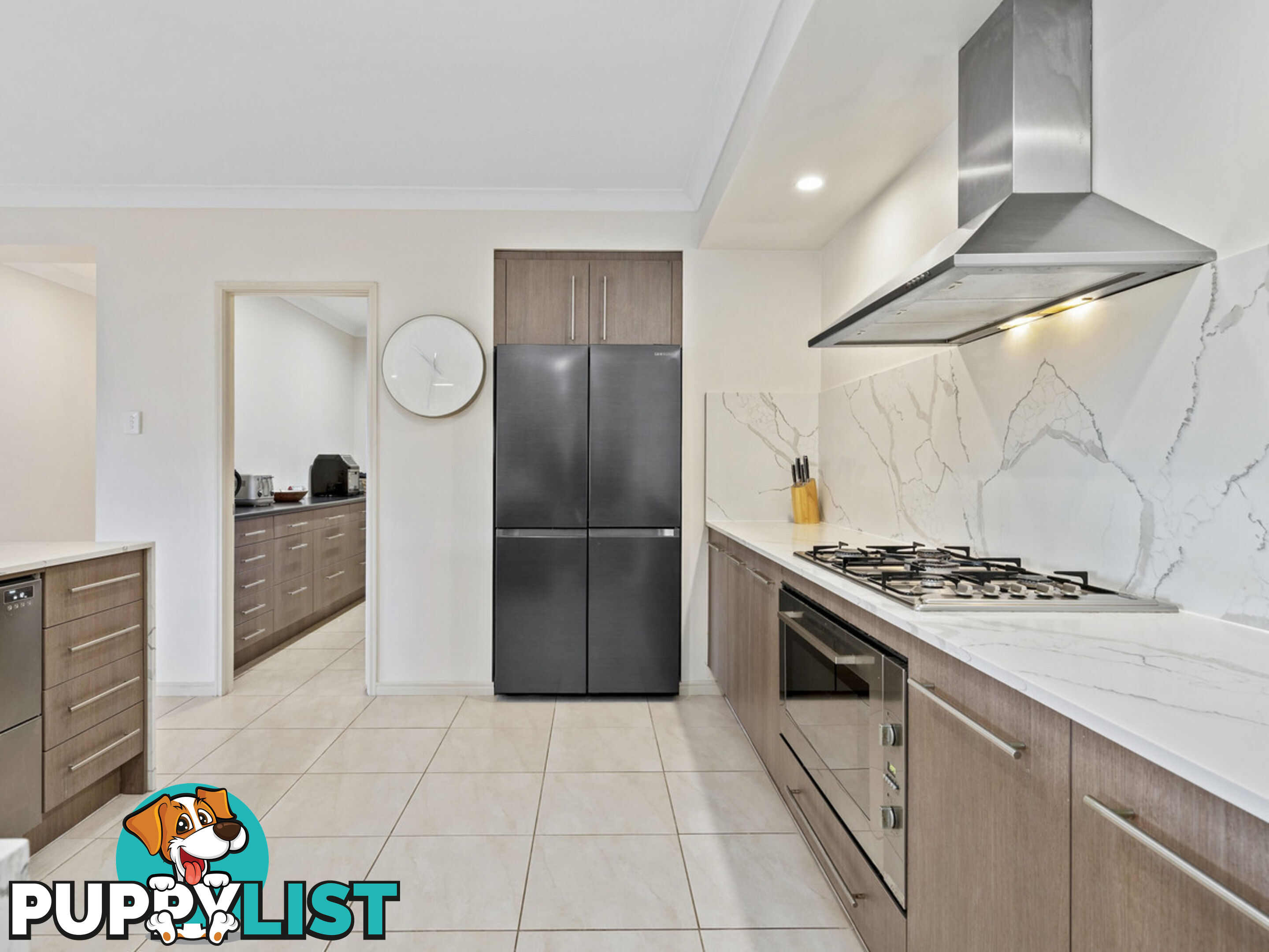 7 Minyon Court PACIFIC PINES QLD 4211