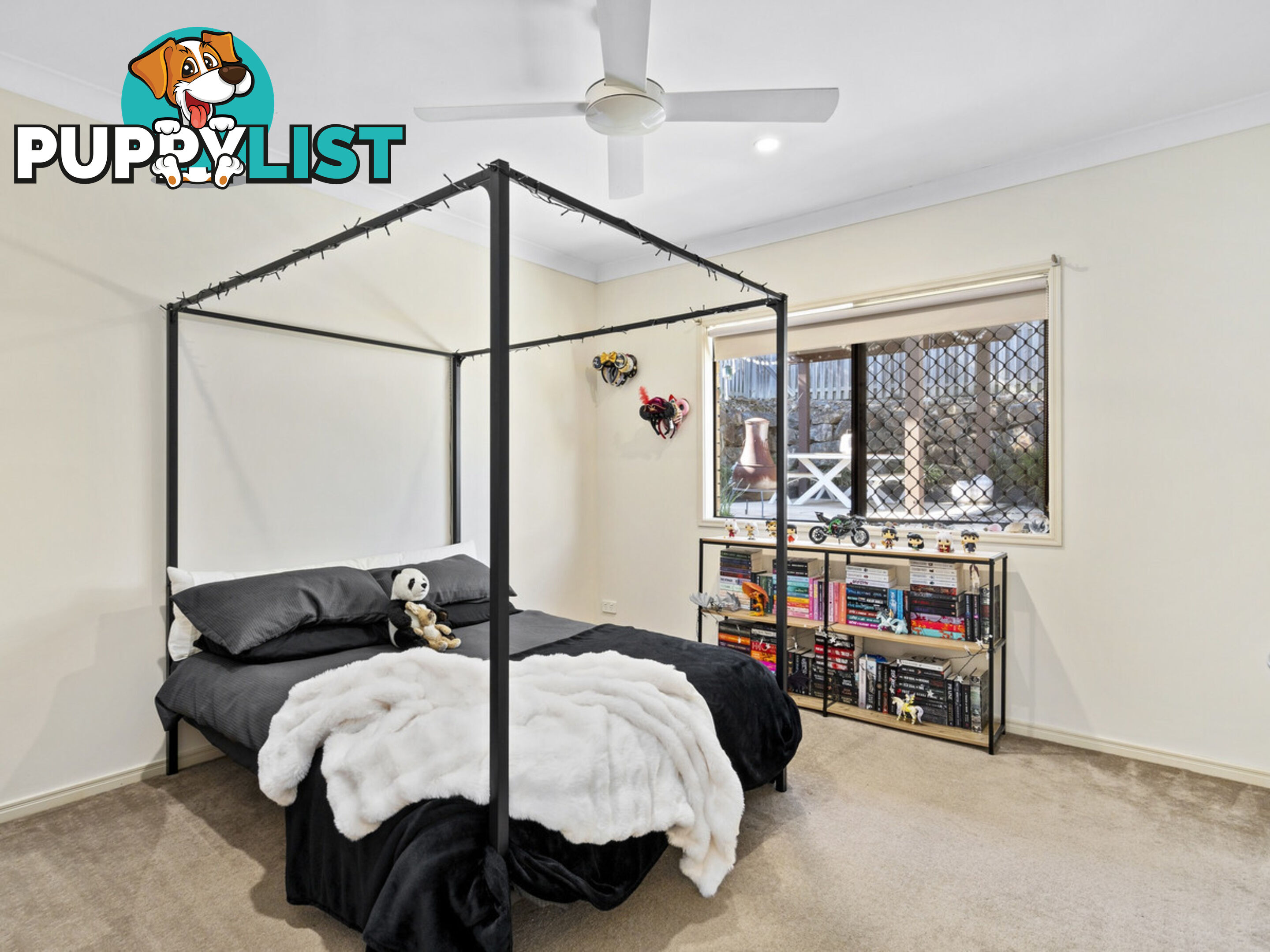 7 Minyon Court PACIFIC PINES QLD 4211