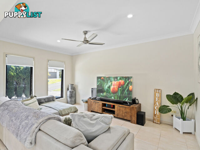 7 Minyon Court PACIFIC PINES QLD 4211