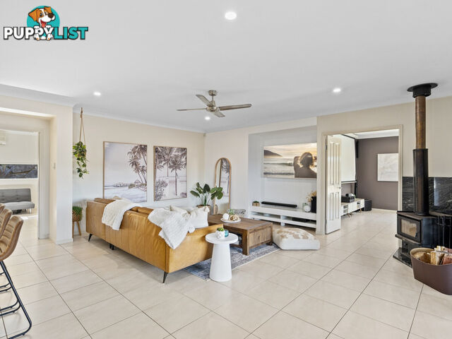 7 Minyon Court PACIFIC PINES QLD 4211