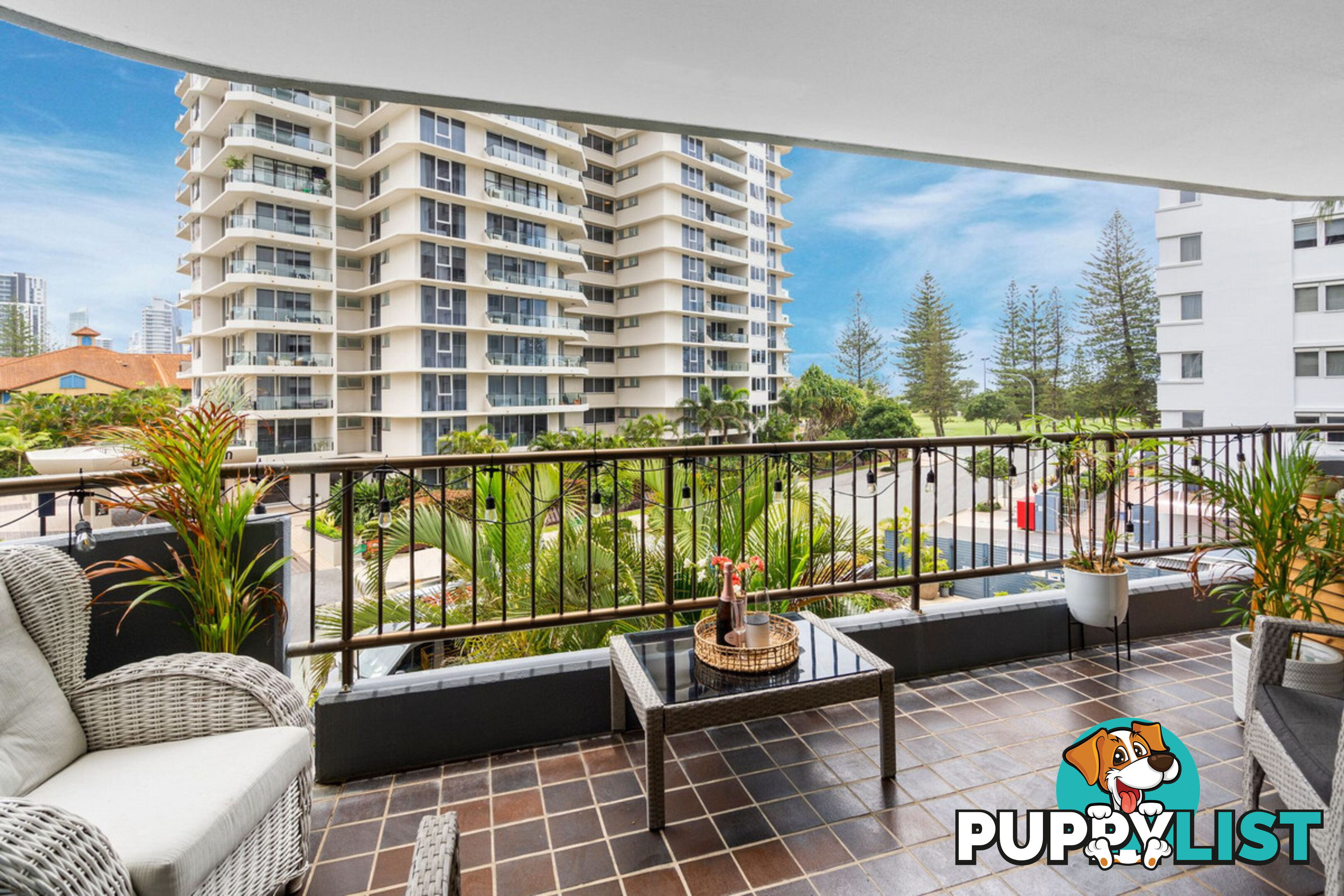 302/8 Albert Avenue BROADBEACH QLD 4218