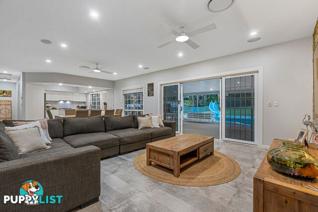 6 Nymboida Court HELENSVALE QLD 4212