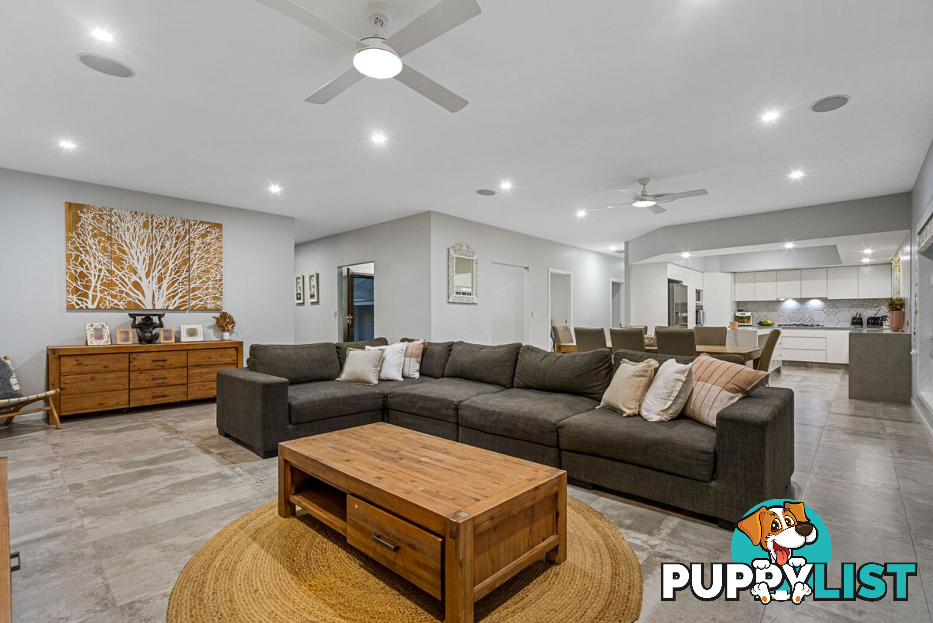6 Nymboida Court HELENSVALE QLD 4212