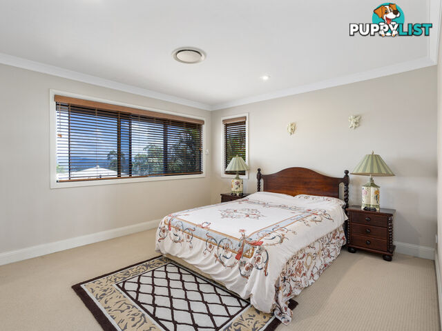 7 Zenith Crescent PACIFIC PINES QLD 4211