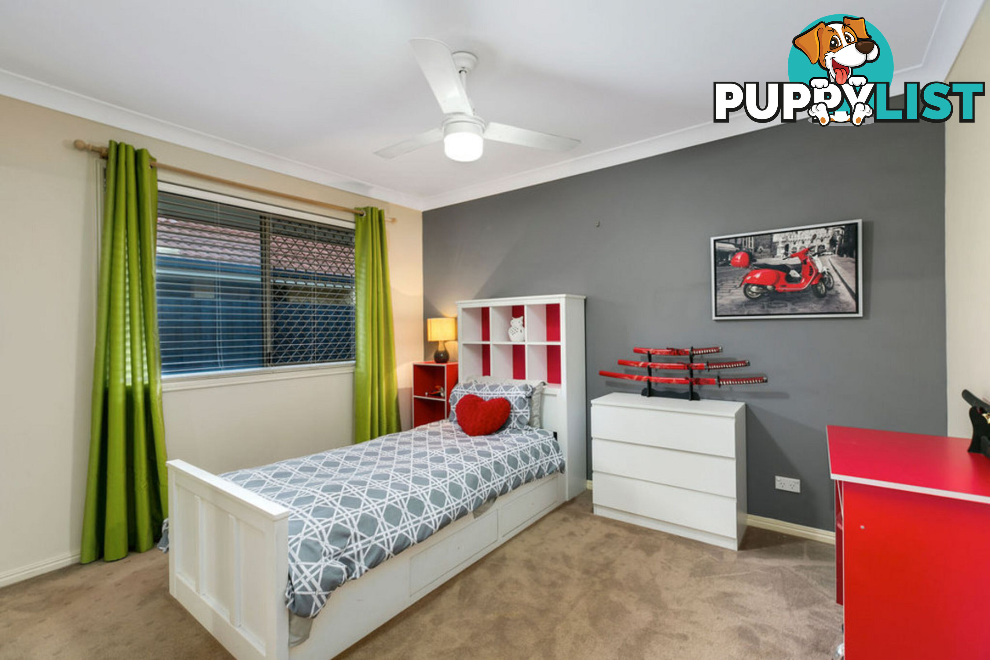 11 Essen Place OXENFORD QLD 4210