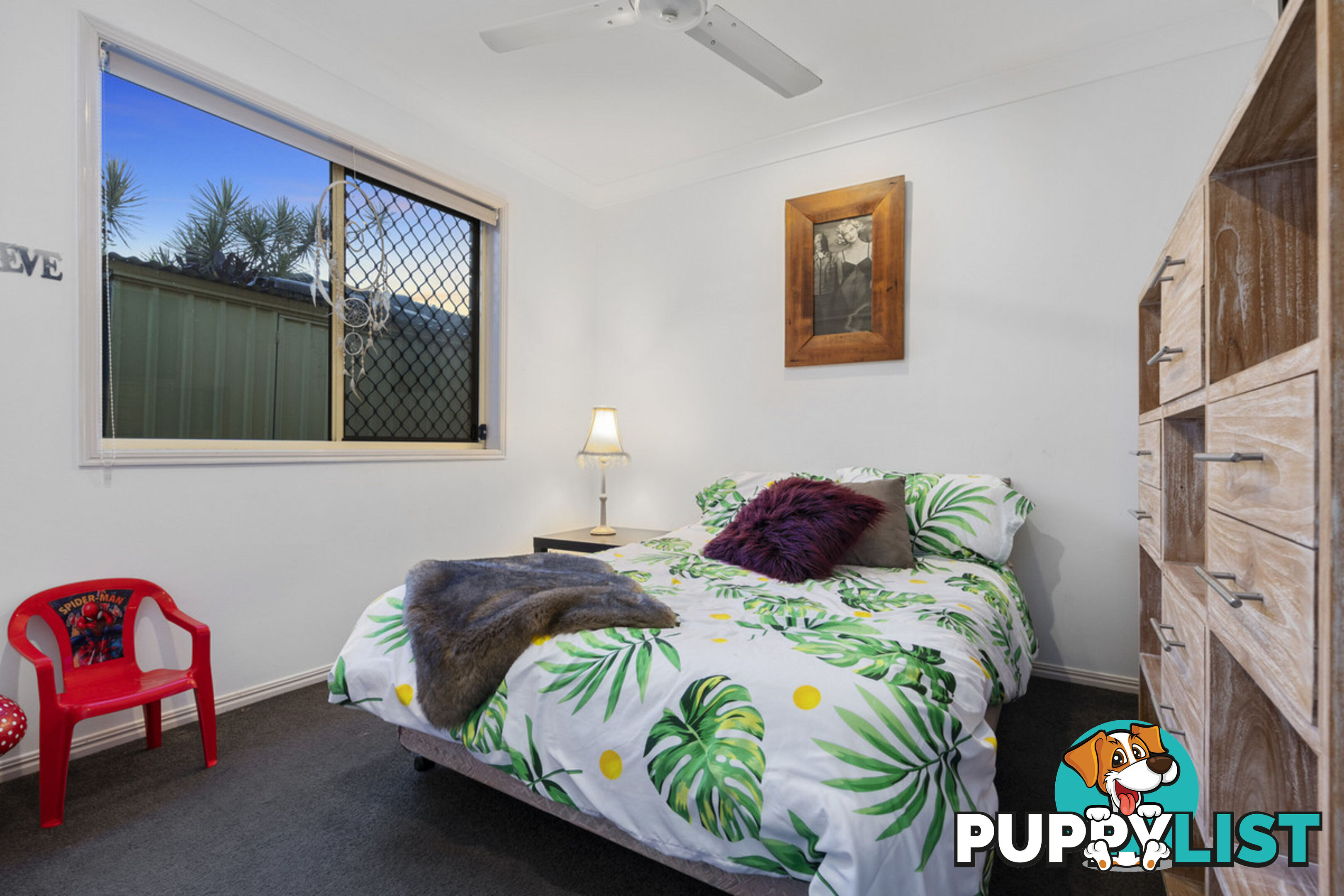 18 Catchlove Street MAUDSLAND QLD 4210