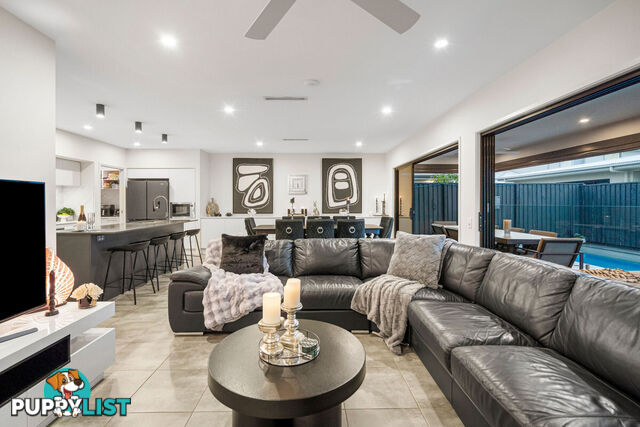 14 Olive Street HELENSVALE QLD 4212