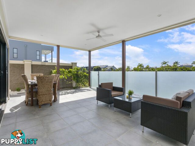 5041 Harbourview Drive HOPE ISLAND QLD 4212