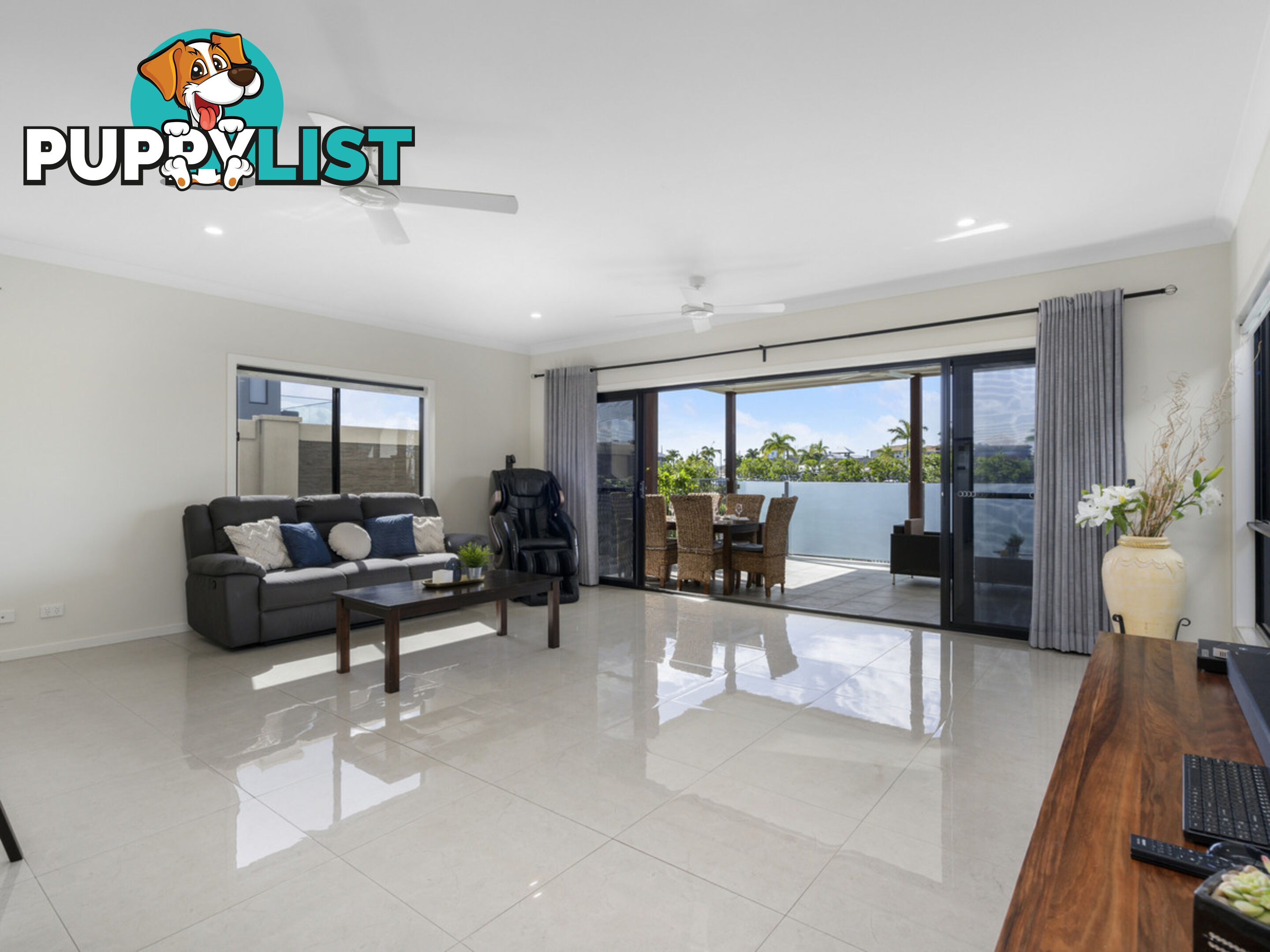 5041 Harbourview Drive HOPE ISLAND QLD 4212