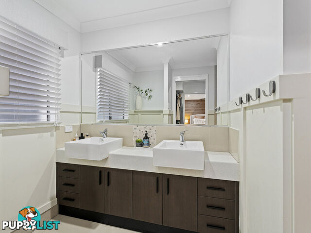 26 Fletcher Crescent PACIFIC PINES QLD 4211